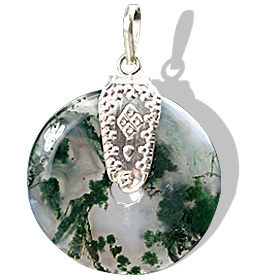 Design 8424: green,white moss agate donut pendants