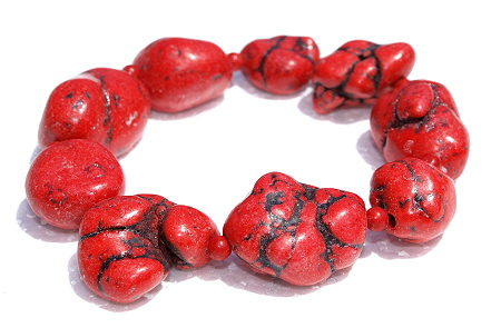 Design 11352: red howlite chunky, stretch bracelets