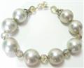 Design 10240: gray pearl chunky bracelets