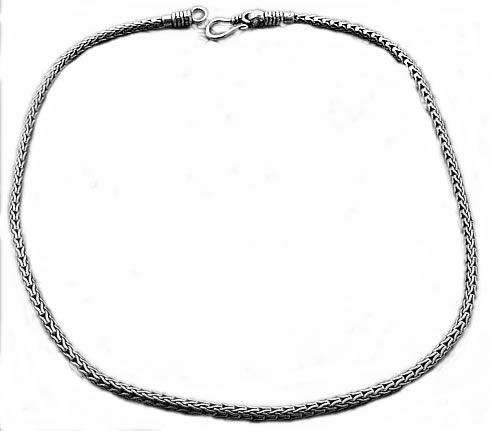 Design 1057: white silver chains