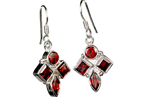 Design 10133: red garnet art-deco earrings