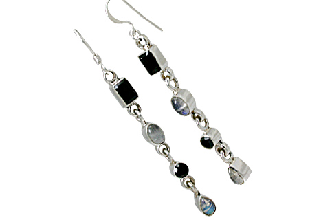 Design 10766: black,white onyx staff-picks earrings