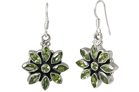 Design 10771: green peridot flower earrings
