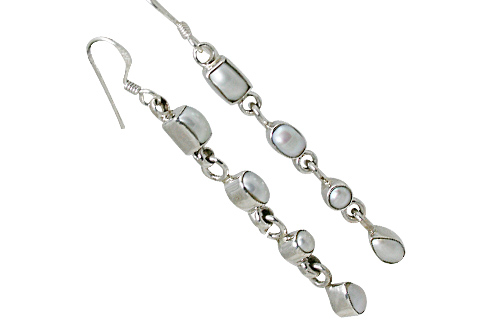 Design 10790: white pearl earrings