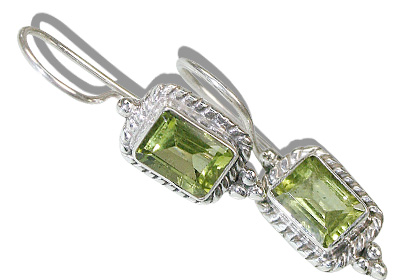 Design 11205: green peridot earrings