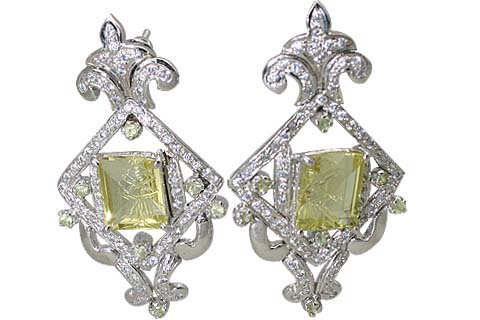 Design 11526: White, Green lemon quartz earrings
