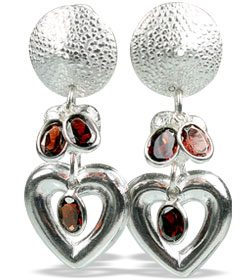 Design 13017: red garnet contemporary, heart earrings