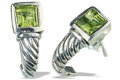 Design 13109: green peridot post earrings