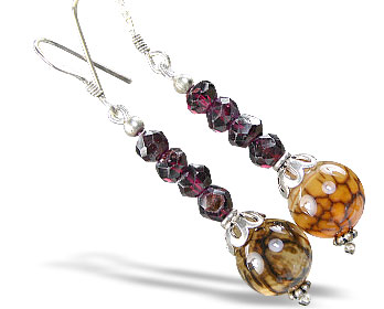 Design 15198: multi-color multi-stone earrings