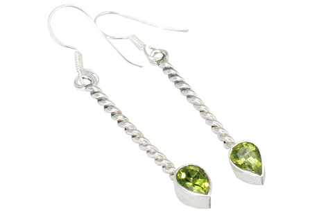 Design 9422: green peridot earrings