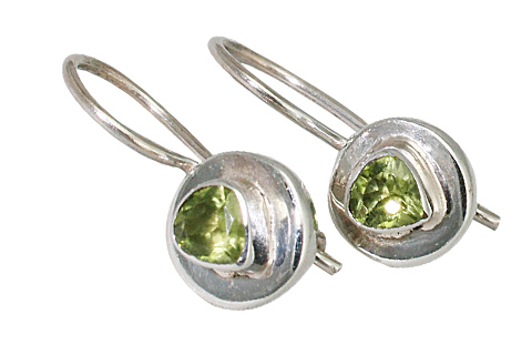 Design 9426: green peridot earrings