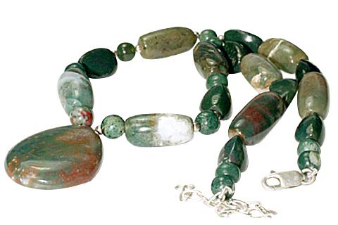 Design 10565: green bloodstone chunky, ethnic necklaces