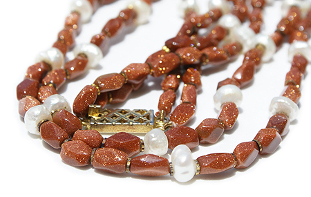 Design 11620: brown,white goldstone necklaces