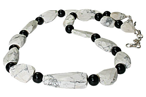 Design 11780: white,multi-color howlite chunky necklaces