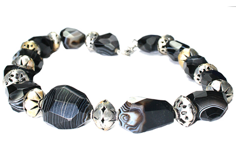 Design 9698: black onyx chunky necklaces
