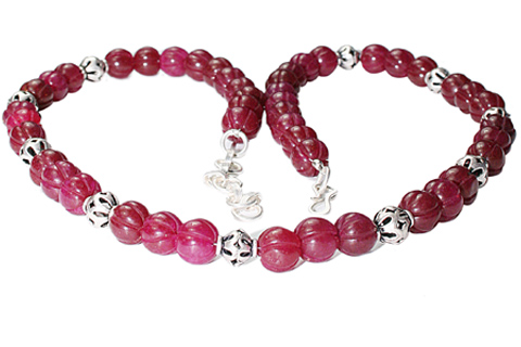 Design 9771: pink quartz ethnic necklaces
