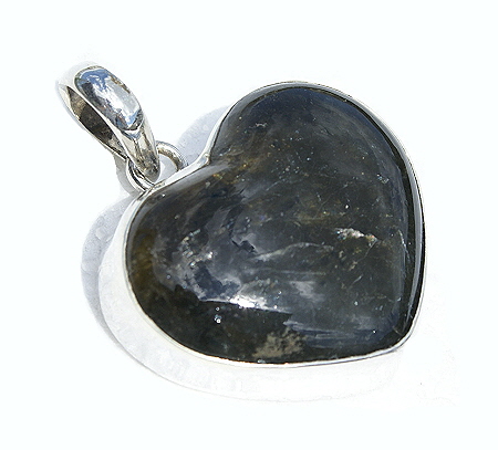 Design 11531: black agate heart pendants