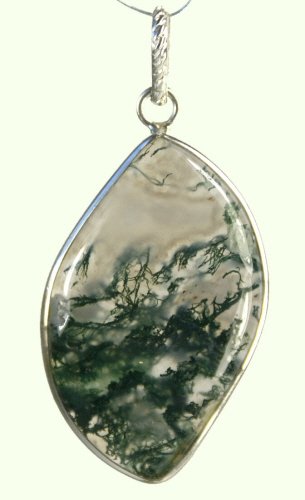 Design 9245: white,green moss agate pendants