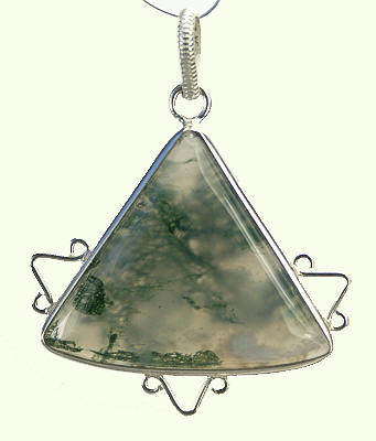 Design 9246: green,white moss agate pendants