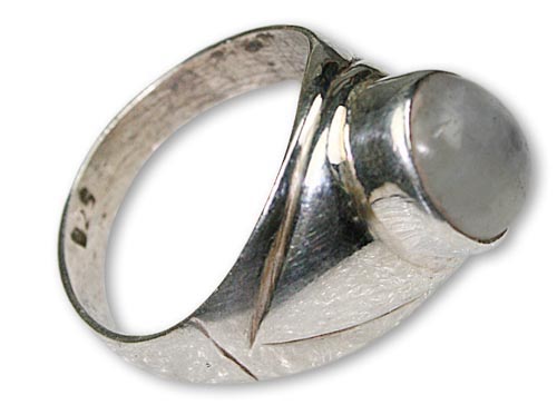 Design 8453: White moonstone rings