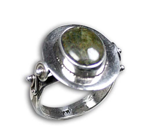 Design 8550: green labradorite rings