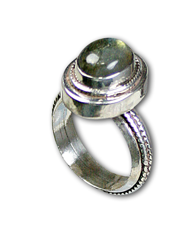 Design 8573: green labradorite rings