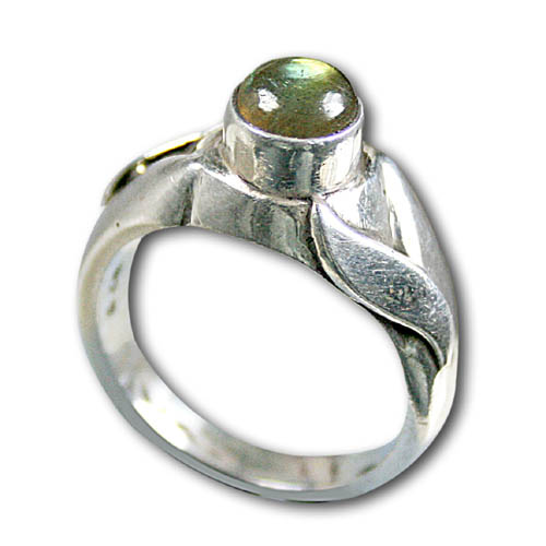 Design 8580: green labradorite rings