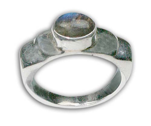 Design 8621: green labradorite rings