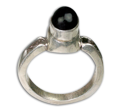 Design 8720: black onyx rings