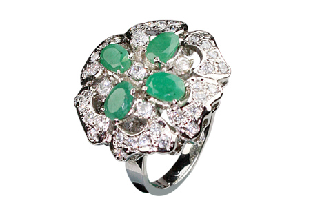 Design 8973: Green,White emerald flower rings