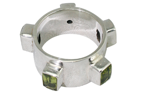 Design 9450: green peridot rings